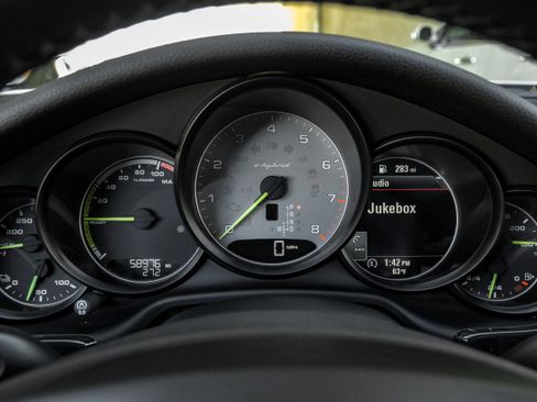 Used 2016 Porsche Panamera S w/ Premium Package Plus image 20