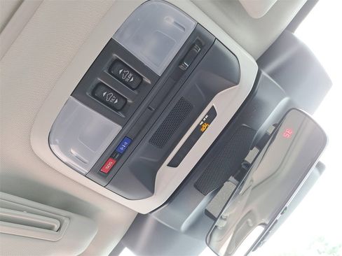 Certified 2025 Subaru Crosstrek 2.5i Limited image 31