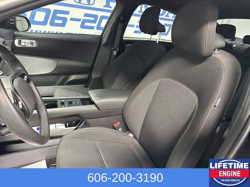Used 2023 Hyundai Ioniq 6 SE RWD image 25