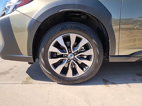 Certified 2025 Subaru Outback Limited image 15