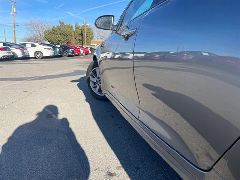 Used 2016 Kia Optima LX w/ LX Convenience Package image 25