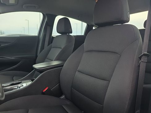 Used 2021 Chevrolet Malibu RS image 16