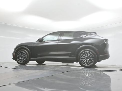 Certified 2025 Ford Mustang Mach-E Premium RWD image 52