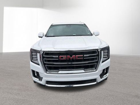 Used 2023 GMC Yukon SLT w/ SLT Premium Package AWD/4WD image 6