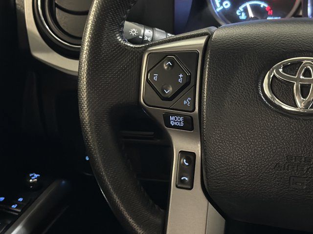Used 2017 Toyota Tacoma SR5 w/ Tow Package AWD/4WD image 29