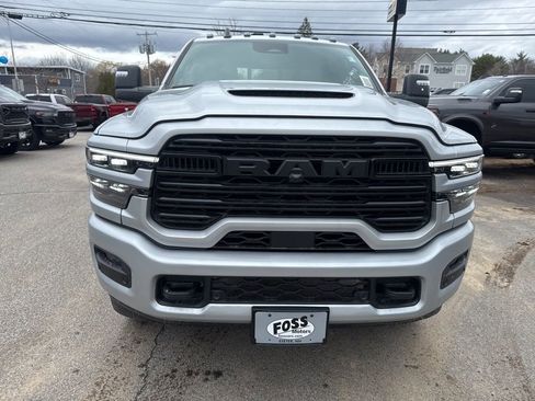 New 2026 RAM 2500 Laramie AWD/4WD image 8