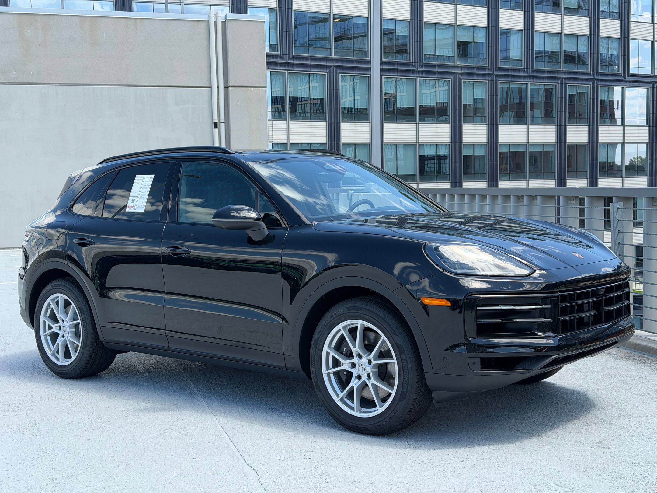 Used 2026 Porsche Cayenne AWD/4WD image 9