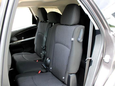 Used 2019 Dodge Journey SE w/ Connectivity Group image 14