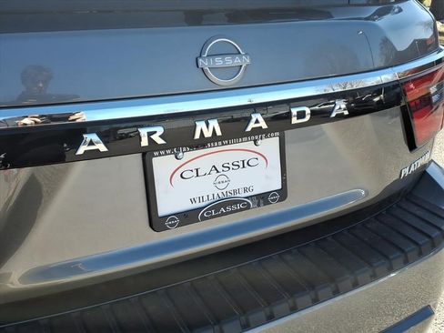 Used 2024 Nissan Armada Platinum w/ Captain's Chairs Package image 9