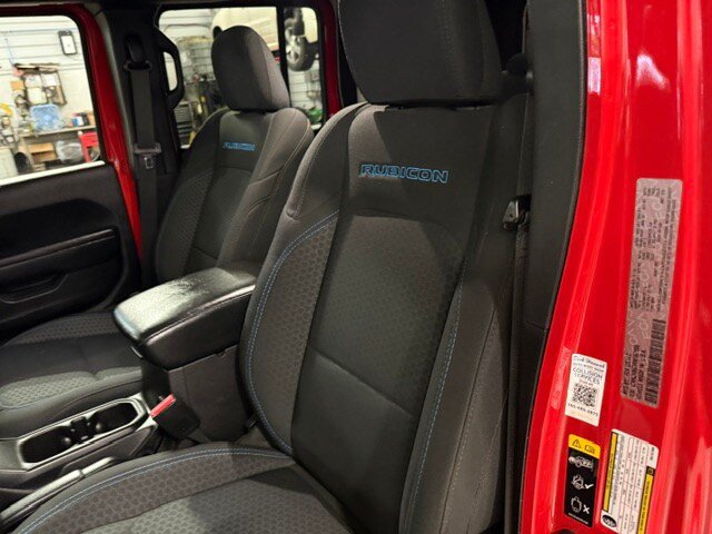Used 2024 Jeep Wrangler Unlimited Rubicon 4xe w/ Technology Group AWD/4WD image 48