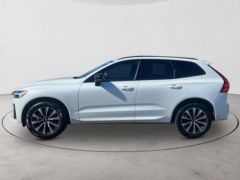 Certified 2025 Volvo XC60 B5 Plus AWD/4WD image 2