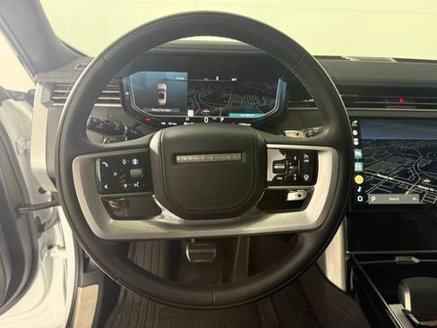 Used 2024 Land Rover Range Rover SE image 17