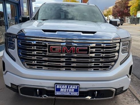 Used 2022 GMC Sierra 1500 Denali w/ Technology Package image 12