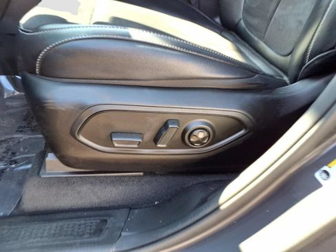 Used 2023 Jeep Grand Cherokee Altitude AWD/4WD image 25