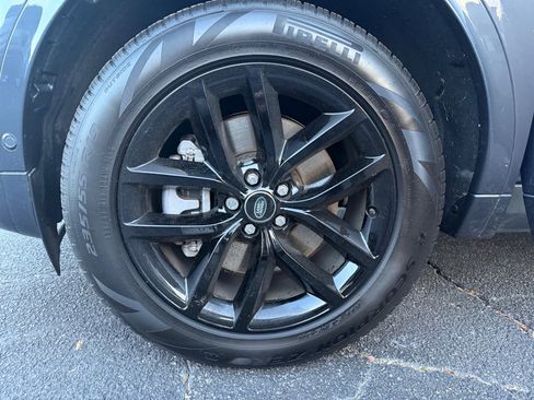 Certified 2025 Land Rover Discovery Sport S image 27