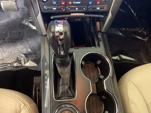 Used 2019 Ford Explorer Limited w/ Class III Trailer Tow Package AWD/4WD image 27