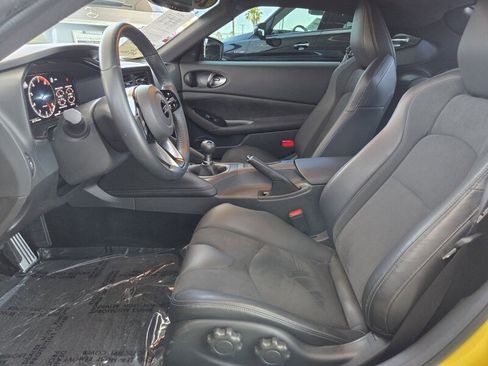 Used 2023 Nissan Z w/ Floor Mat Package (L93) RWD image 13