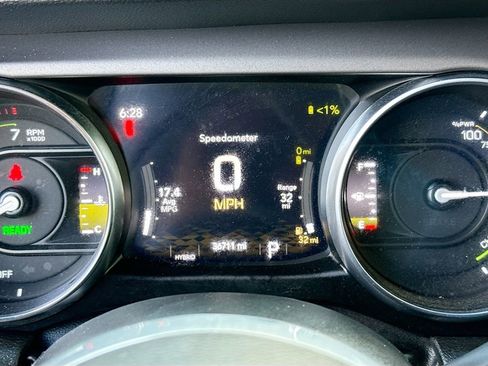 Used 2023 Jeep Wrangler Unlimited Rubicon 4xe w/ Cold Weather Group AWD/4WD image 13