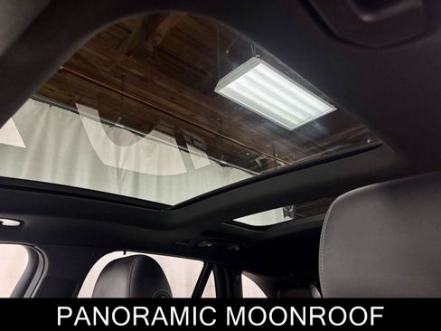 Used 2019 Mercedes-Benz GLC 350e 4MATIC image 22