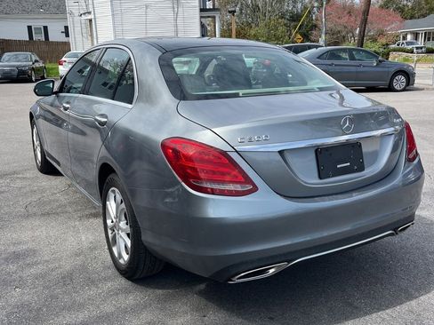Used 2015 Mercedes-Benz C 300 4MATIC Sedan image 4