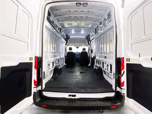 Used 2023 Ford E-Transit Base image 23
