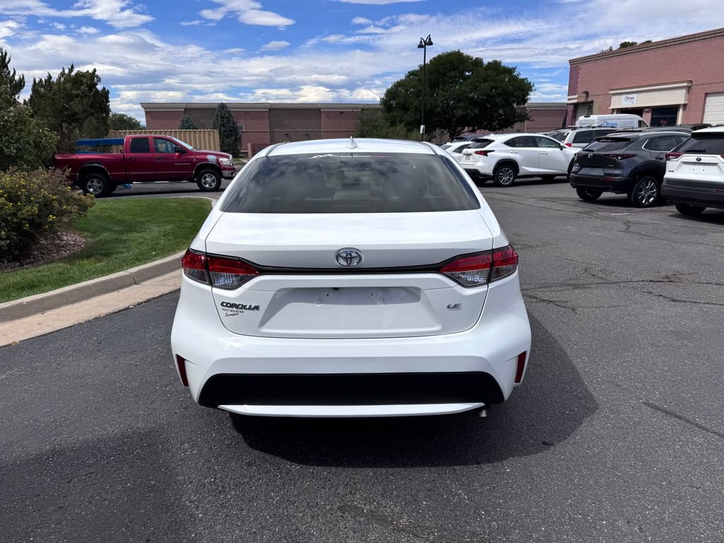 Used 2022 Toyota Corolla LE FWD image 8