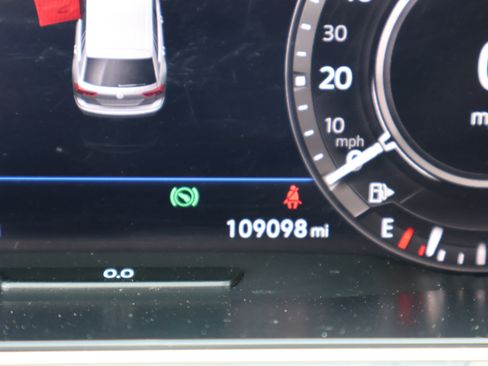 Used 2019 Volkswagen Tiguan SEL Premium AWD/4WD image 28