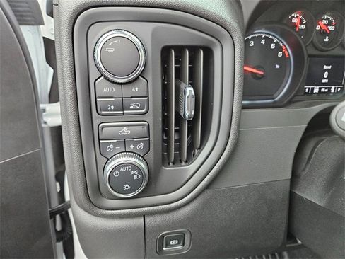 New 2025 GMC Sierra 1500 Pro w/ Pro Value Package image 15