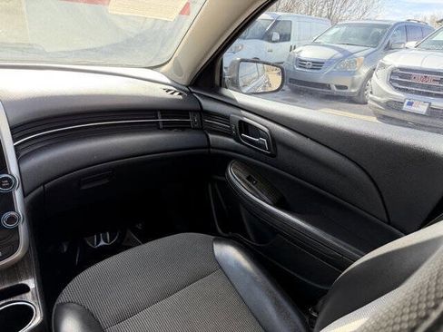 Used 2015 Chevrolet Malibu LT image 19
