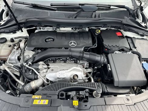 Used 2023 Mercedes-Benz GLA 250 4MATIC image 25