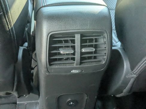 Used 2025 Ford Escape ST-Line FWD image 32