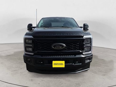 Certified 2025 Ford F350 Lariat w/ Black Appearance Package AWD/4WD image 8