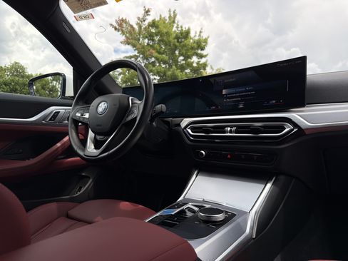 Used 2023 BMW i4 eDrive40 w/ Premium Package RWD image 6