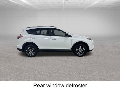 Used 2018 Toyota RAV4 LE w/ All Weather Liner Package AWD/4WD image 15