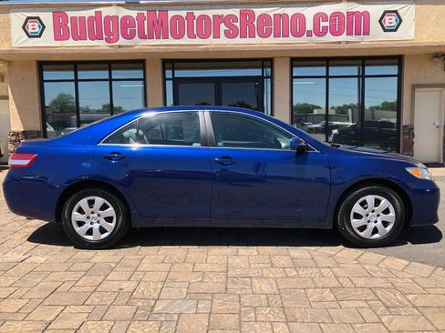 Used 2010 Toyota Camry FWD image 1