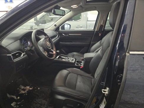 Used 2019 MAZDA CX-5 Touring image 6