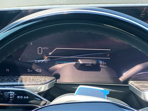 New 2026 Cadillac Escalade IQ Luxury 1 image 5