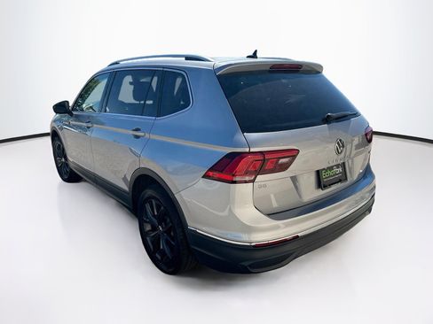 Used 2024 Volkswagen Tiguan SE AWD/4WD image 5