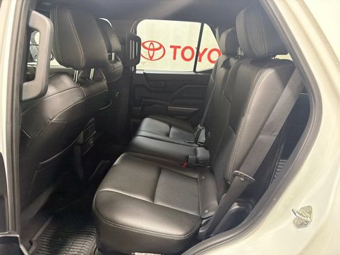 Used 2025 Toyota 4Runner TRD Off-Road AWD/4WD image 20