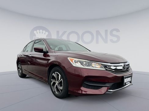 Used 2016 Honda Accord LX image 10