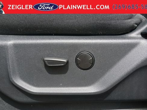 Used 2024 Ford Expedition XLT AWD/4WD image 20
