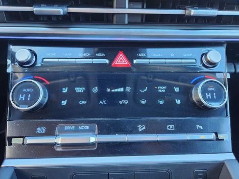 New 2026 Hyundai Santa Fe Limited FWD image 23