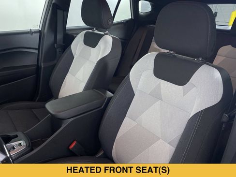 Used 2024 Chevrolet Trax RS FWD image 9