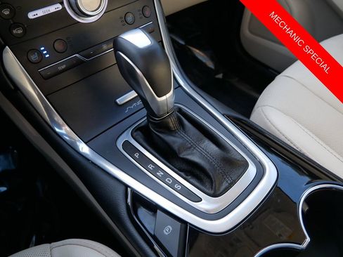 Used 2017 Ford Edge Titanium w/ Equipment Group 301A AWD/4WD image 23