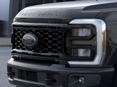 New 2026 Ford F250 Lariat image 17