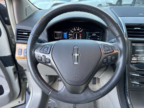Used 2015 Lincoln MKX FWD w/ Equipment Group 102A image 29