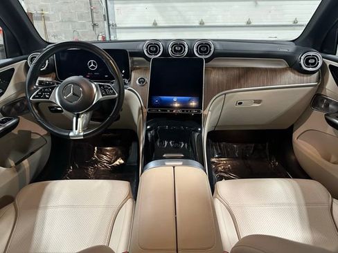 Certified 2023 Mercedes-Benz GLC 300 4MATIC image 18