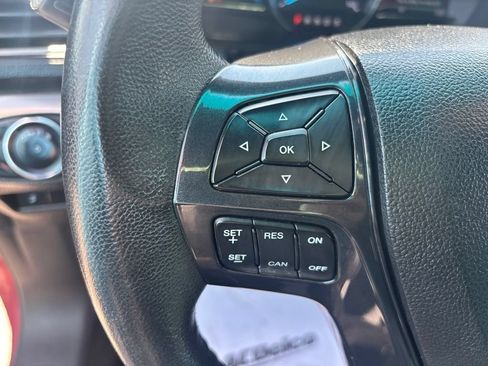 Used 2019 Ford Explorer XLT w/ Equipment Group 202A AWD/4WD image 24