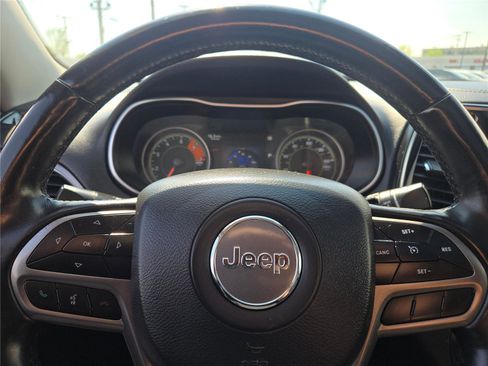 Certified 2020 Jeep Cherokee Limited AWD/4WD image 34