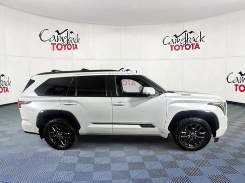 Used 2023 Toyota Sequoia Platinum AWD/4WD image 8